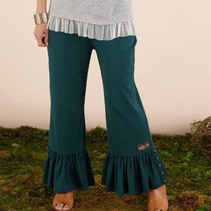 Matilda Jane missy vale big ruffles.  NWT.  Size M